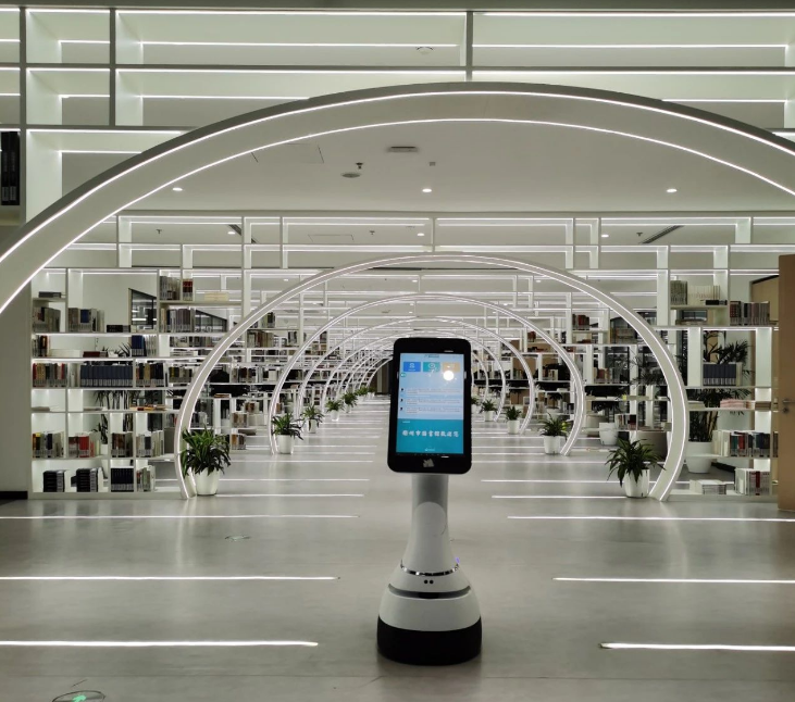 Robot de servicio Alpha Robotics Jupiter AI, su guía turístico inteligente y asesor de libros