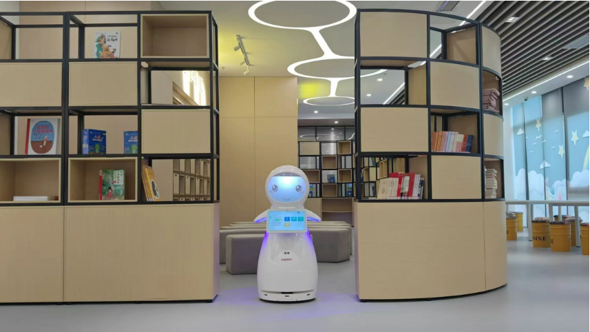 Snow robot’s wonderful journey in Suzhou Primary School!