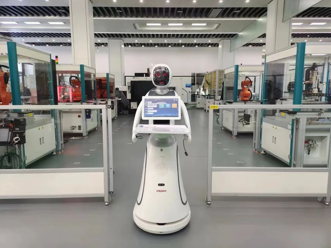 Amy robot de entrega de alimentos, asistente de innovación de la Escuela Técnica y Vocacional de Shenyang